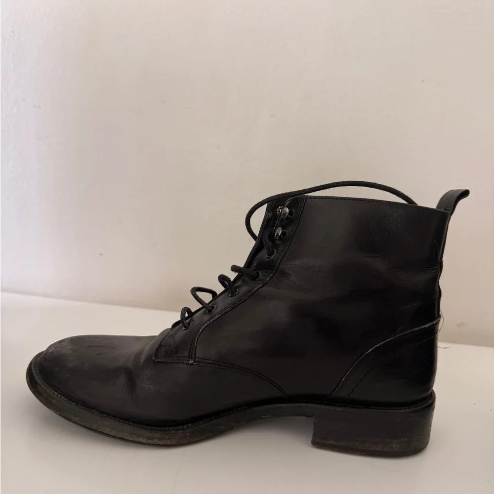 Saint Laurent Women’s Leather Ankle Boots - Picture 3 of 4